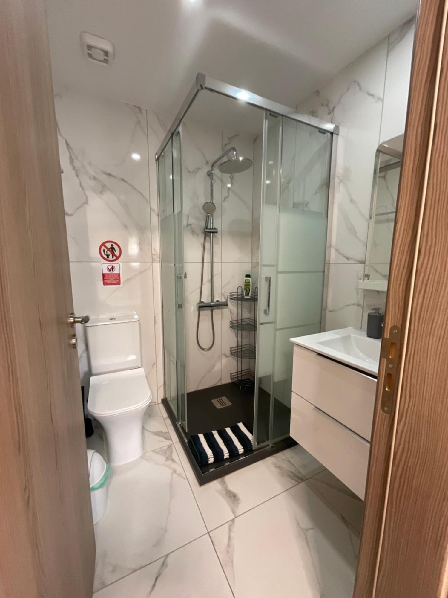 Appartement Le Voyageur à Larnaca Extérieur photo