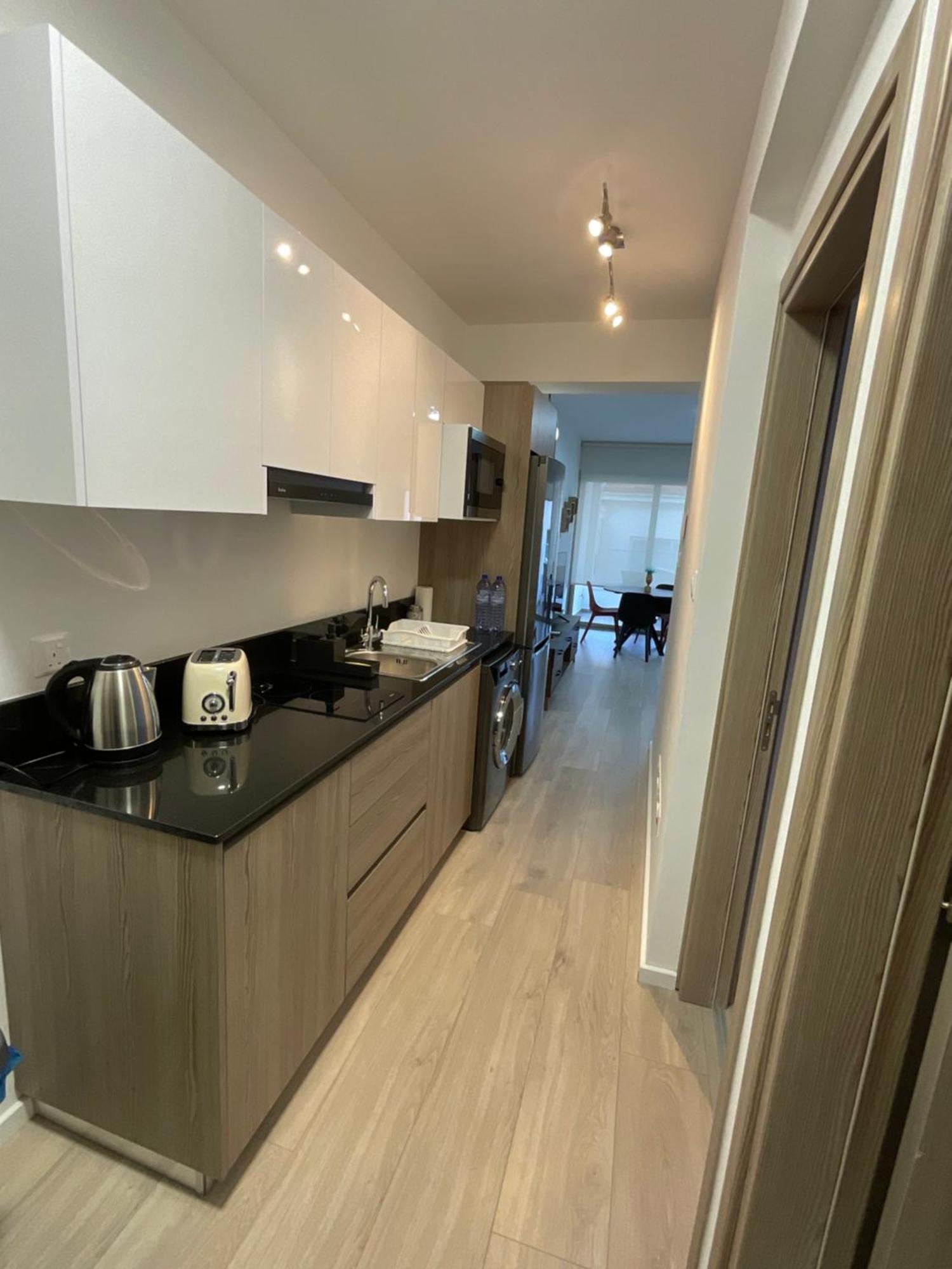 Appartement Le Voyageur à Larnaca Extérieur photo