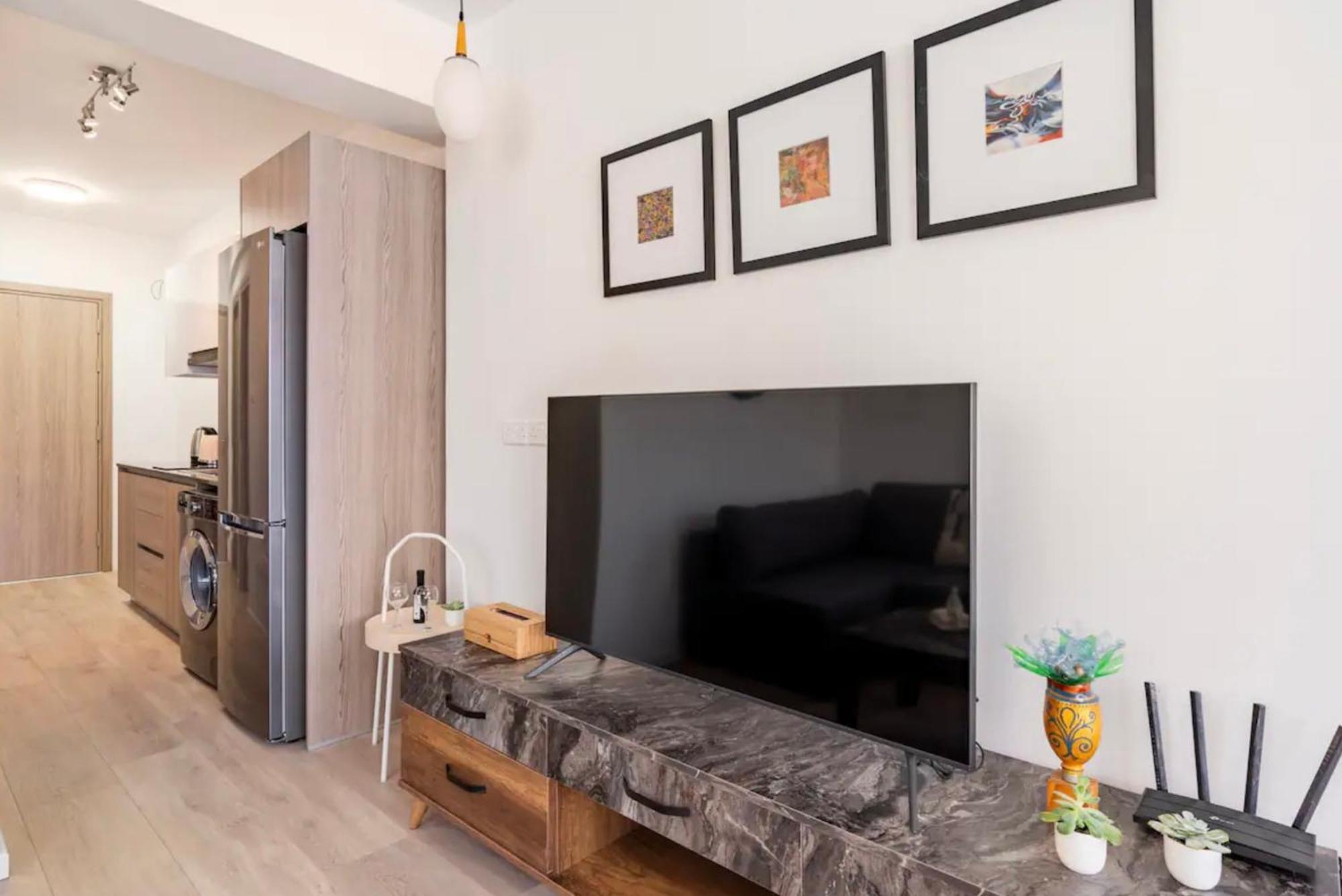 Appartement Le Voyageur à Larnaca Extérieur photo