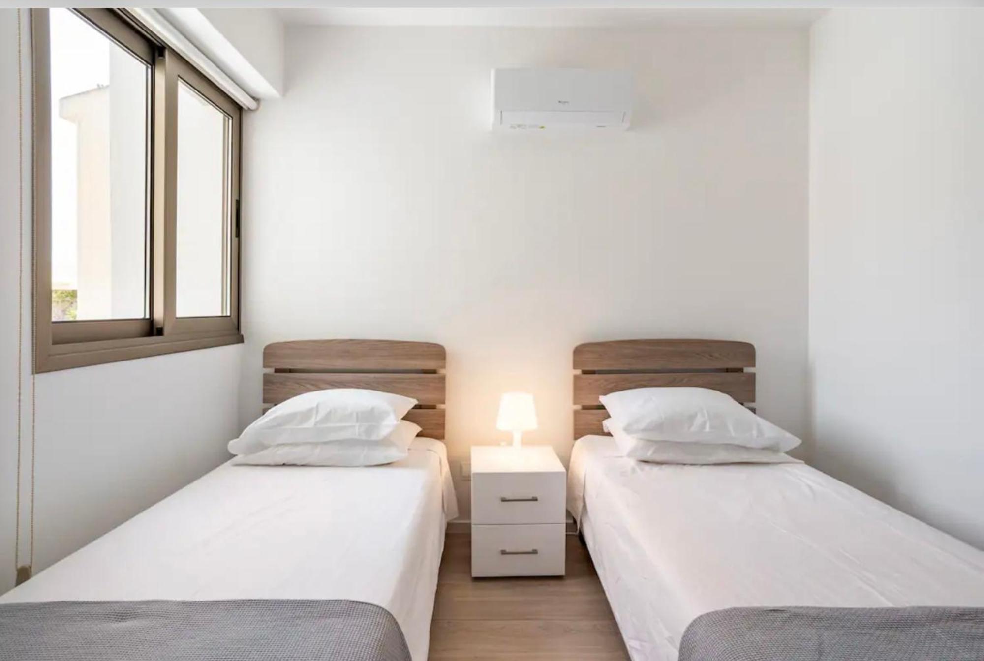 Appartement Le Voyageur à Larnaca Extérieur photo