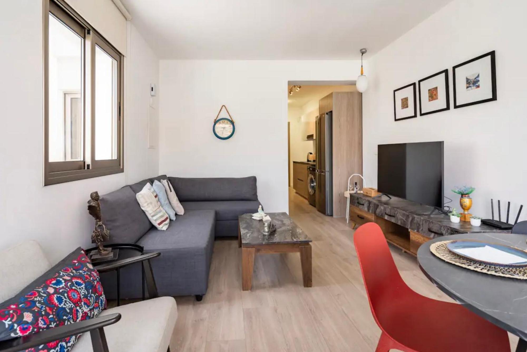 Appartement Le Voyageur à Larnaca Extérieur photo